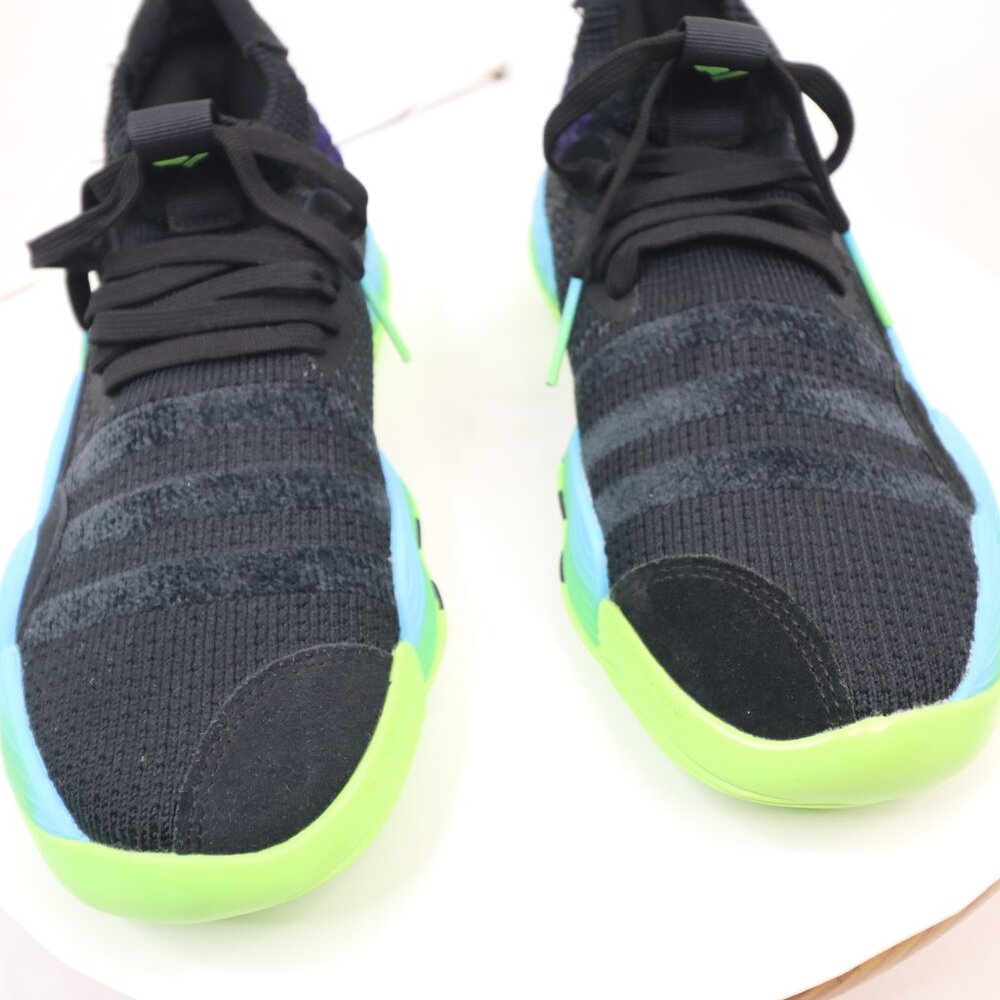 Adidas. adidas Trae Young 2.0  Trae-tlien. size us 6.5